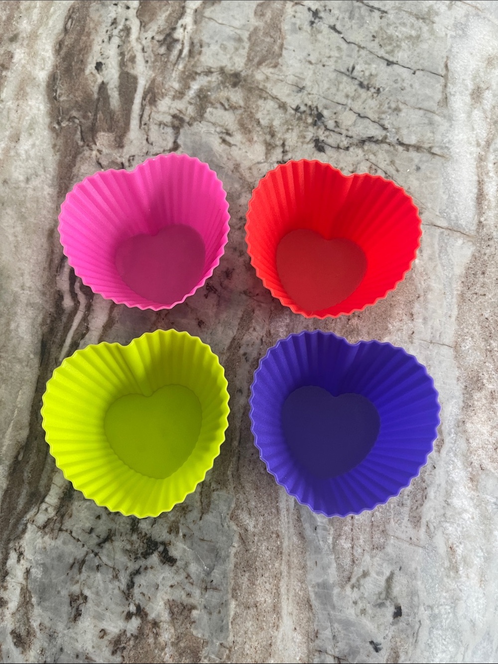 Heart-Shaped Silicone Baking Cups - Pink, Red, Lime, Purple